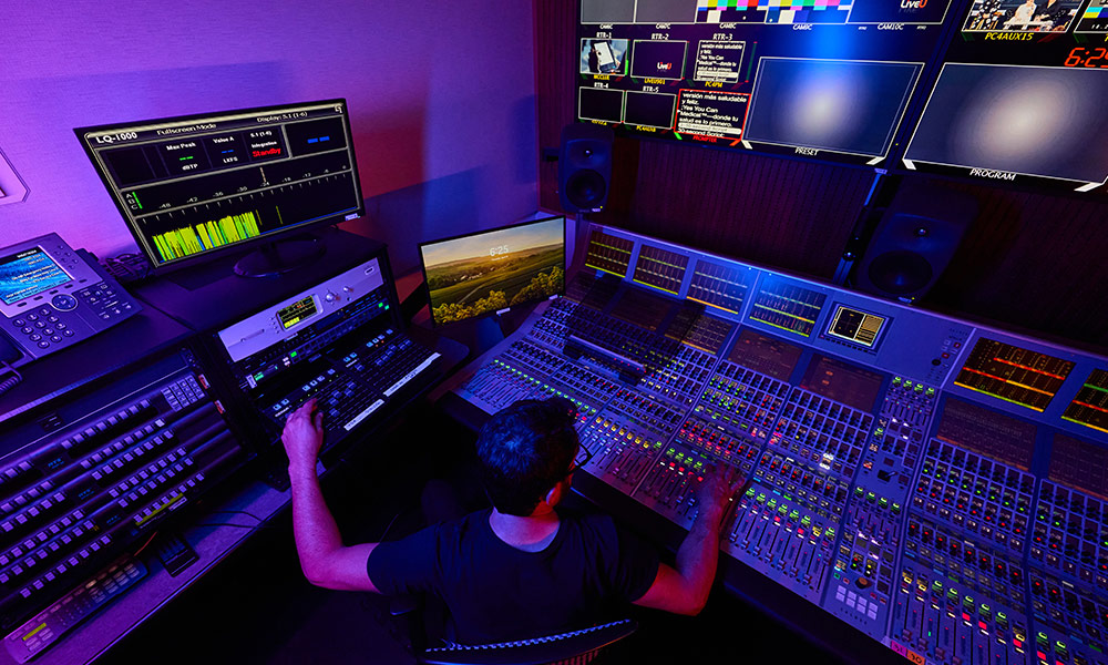 Control Room 6
