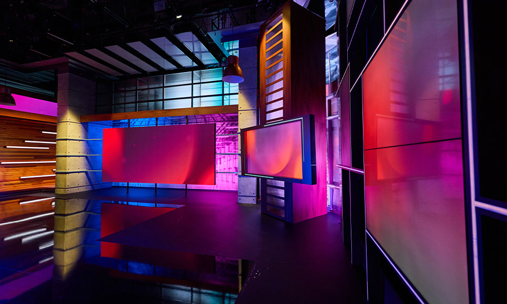Studio View 5