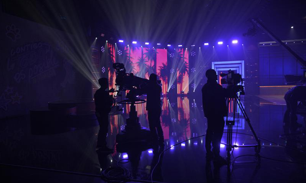 Studio View 5